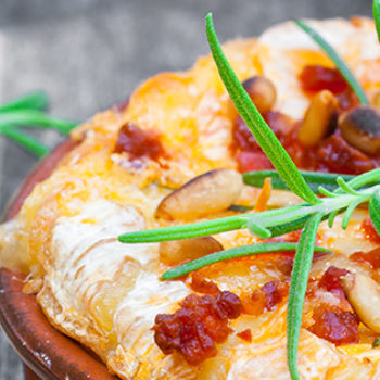 ¿Cómo hacer pastel azteca receta con chorizo y queso?