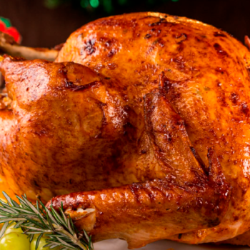 PAVO ROSTIZADO CON ROMERO Y NARANJA