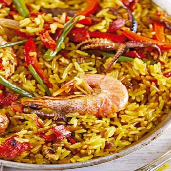 ¿Cómo hacer paella mixta?
