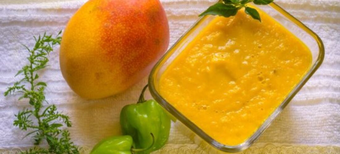 ¿Cómo hacer salsa de mango habanero?